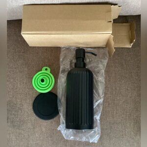 16.6oz Matte Black Hand Soap Dispenser